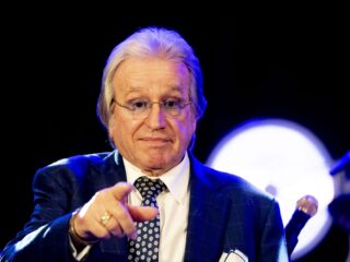 Lee Towers is klaar voor de huldiging van Feyenoord