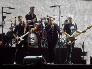 Van Bee Gees tot U2: dit zetten mensen op straat bovenaan hun stemlijstje