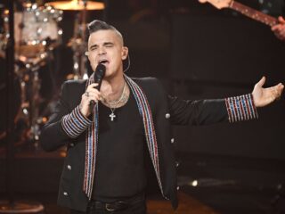 Robbie Williams brengt album XXV met Metropole Orkest uit