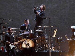 Luister hier naar twee nieuwe nummers van U2