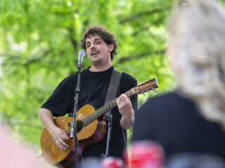 Nielson komt met nieuwe muziek: 'Moest er even de tijd voor nemen'