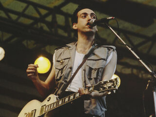 The Clash schudt tv-kijkers wakker met London Calling