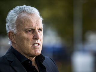 Op nummer 1588 staat een favoriet van Peter R. de Vries