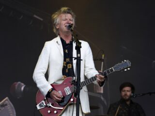 Four Seasons In One Day van Crowded House is een allegorie voor het leven