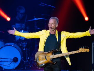 Over wie gaat Stings Englishman In New York?