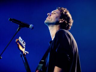 Voormalig Kensington-zanger Eloi Youssef brengt nieuwe single Unbind uit