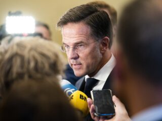 Inflatie bestrijden? 'Overheid gooit juist olie op het vuur'