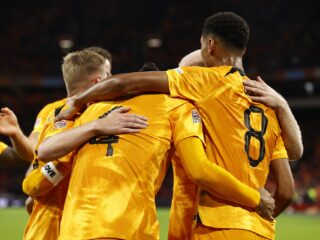 KNVB secretaris-generaal Gijs de Jong reageert in Jan-Willem Start Op! op Nee-K