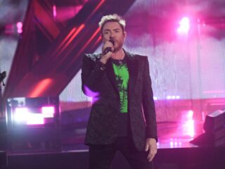 Simon Le Bon rouwt om jeugdvriend op Duran Durans Ordinary World