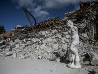 Een maand na de aardbeving is de situatie in Turkije en Syrië amper verbeterd