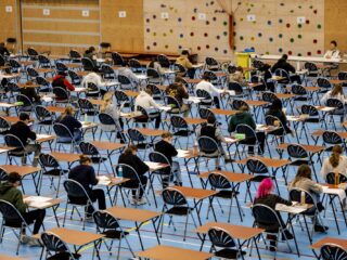 Hoe steun je jouw kind bij de eindexamens? Erik Scherder geeft tips