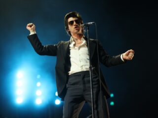 Arctic Monkeys sloeg een nieuwe weg in met Do I Wanna Know?
