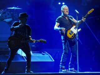 Bruce Springsteen verrast publiek met Elvis-klassieker