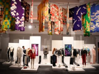 Queen-kenner Edger Hamer bezoekt veiling Freddie Mercury: 'Ongelofelijk'