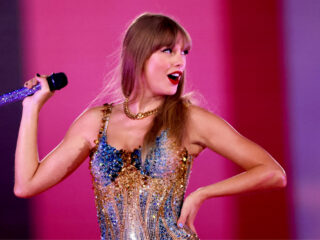 Het internet puzzelt massaal om songtitels Taylor Swift te raden