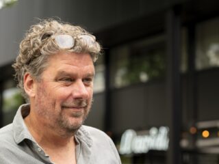 Kersverse Top 2000 a gogo-presentator Diederik Ebbinge: 'Heb meteen 'ja' geroepen'