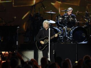 Luister hier naar het nieuwe album van Bon Jovi