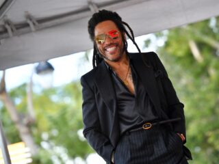 Lenny Kravitz brengt langverwachte nieuwe album uit