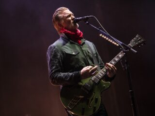 Queens of the Stone Age speelt dit najaar intieme show in Carré