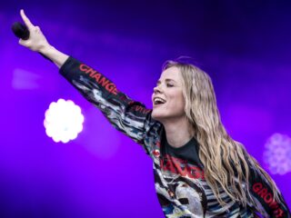 Ilse DeLange brengt nieuw nummer Something Good uit