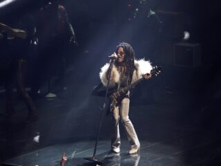 Bekijk hier het optreden van Lenny Kravitz tijdens de MTV-Awards 2024