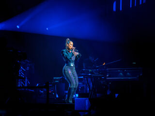 Artiesten-update: Alicia Keys deelt tourregels en Rick Astley krijgt complimenten