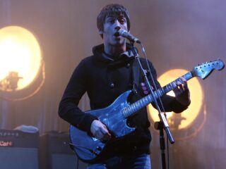 Hoe een piepjong Arctic Monkeys de grootste hype van Engeland werd