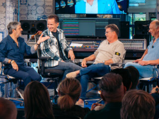 Zo maakte Wolter Kroes van Ik Heb De Hele Nacht Liggen Dromen een gigantische meezinger