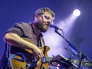 Bear's Den geeft voorproefje op nieuw album Blue Hours bij Giel