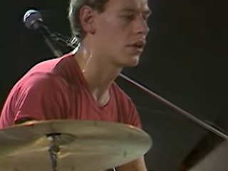 Drummer Bill Bruford had Phil Collins als roadie