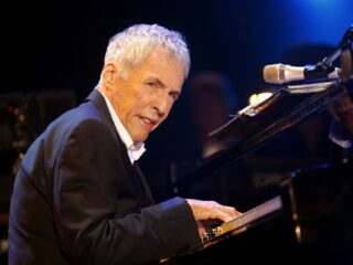 Componist en songwriter Burt Bacharach (94) overleden