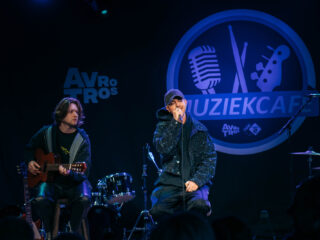 Muziekcafé met Nevenproject, Oscar and the Wolf en JOHAN