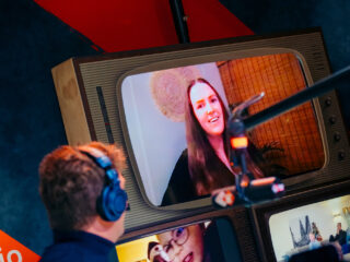 Clarice stemde haar bevallingsnummer de Top 2000 in