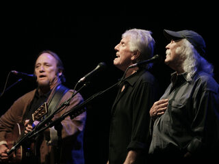 Crosby, Stills & Nash sluiten zich aan bij Neil Young en verdwijnen van Spotify