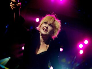 Cyndi Lauper verbluft met orkestrale liveversie True Colors