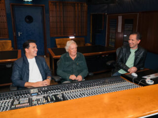 Hoe Als De Morgen Is Gekomen van Jan Smit weet te verbinden