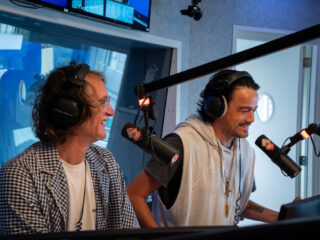 Kane viert NPO Radio 2 TopSong en kiest de muziek tijdens Aan De Slag!