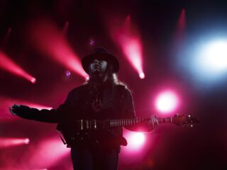 System of a Down blaast Pinkpop 2002 omver met Chop Suey!