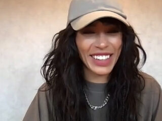 Bart Arens spreekt Songfestival-sensatie en gedoodverfde winnaar Loreen