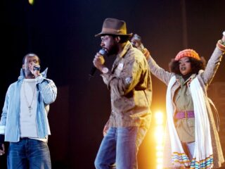 Fugees scoort grootste zomerhit van 1996 met Killing Me Softly