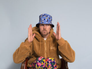 Goldkimono geeft Tekstuele Voorlichting bij Topsong Lost Inside My Head