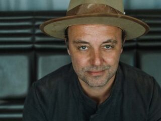 Kijk terug: Muziekcafé vanuit de studio met Niels Geusebroek