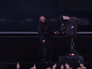 Pinkpop-publiek helemaal wild van cameraman Niels van Brakel