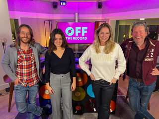 'Glennis Grace sloeg de plank mis': dit is de eerste Off the Record podcast!