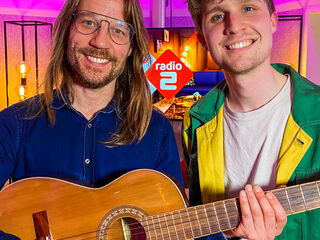 Melle verplettert luisteraars met Billie Eilish-cover