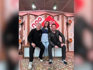 De mannen van IOS over nieuwe single Heel Mijn Hart: een ode aan de bruine kroeg