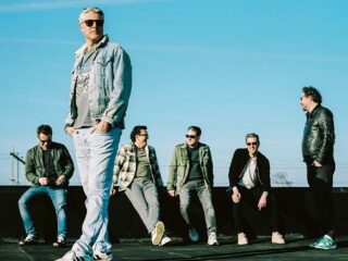 Muziekcafé met IOS, Nina June en Isabel van Gelder