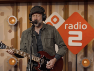 Jon Allen live met The Shadow: 'Gaat over de goede keuze maken'