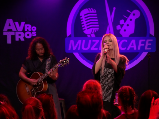 Muziekcafé met Davina Michelle en Janne Schra