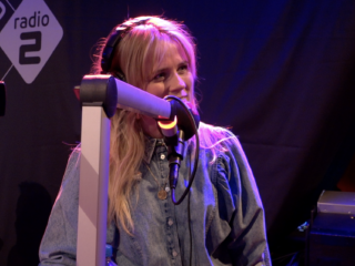 Ilse DeLange pleit voor meer muziek in de klas: "Het is super belangrijk"
